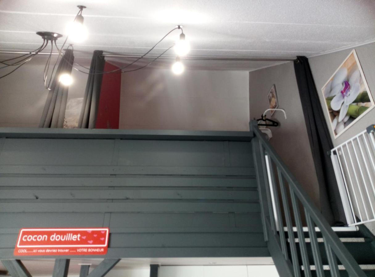 Cocon Douillet Avec Chaleur Ambiante Du Poele A Pellets Villa Hastiere-par-dela Bagian luar foto