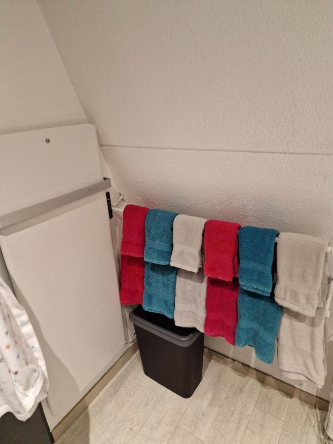 Cocon Douillet Avec Chaleur Ambiante Du Poele A Pellets Villa Hastiere-par-dela Bagian luar foto